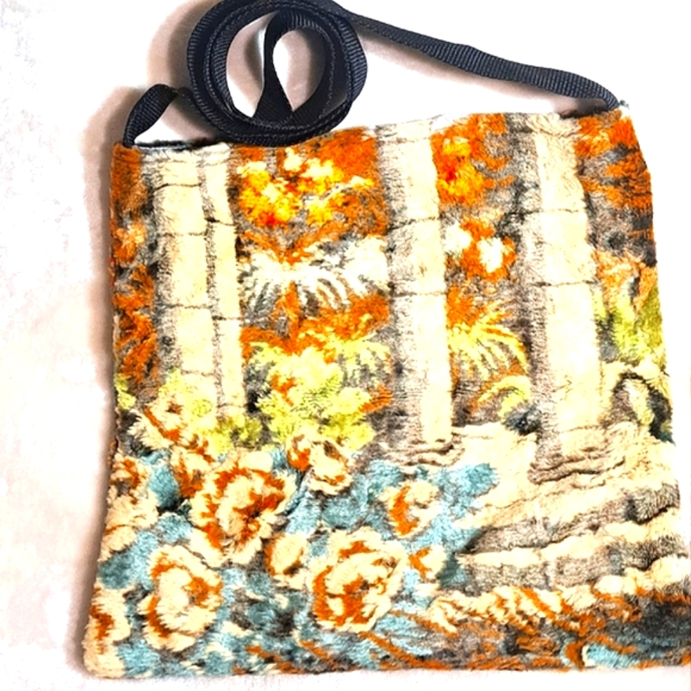 Elegant Multicolor Velvet Shoulder Bag